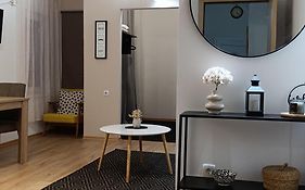 Apartment Mana